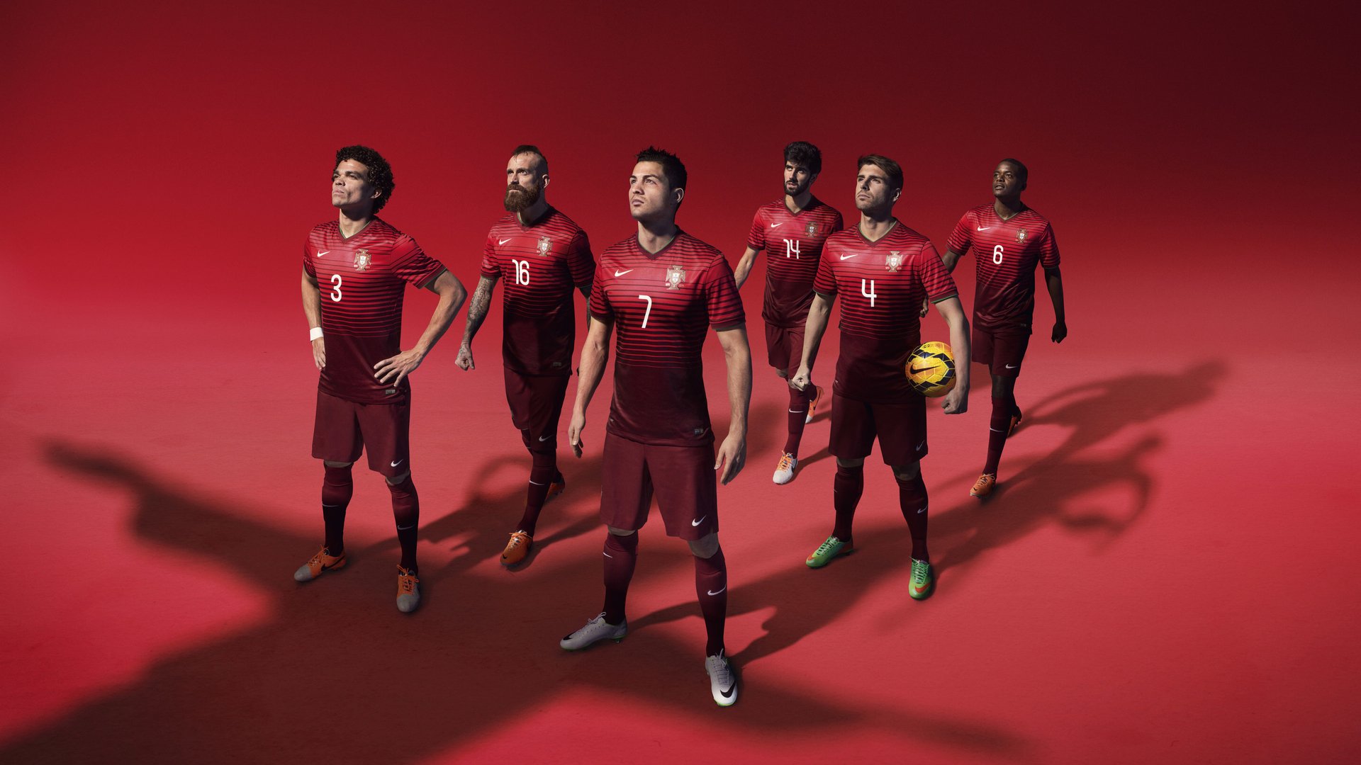 英超联赛中出现多次惊艳的上演逆转奇迹，“英超”